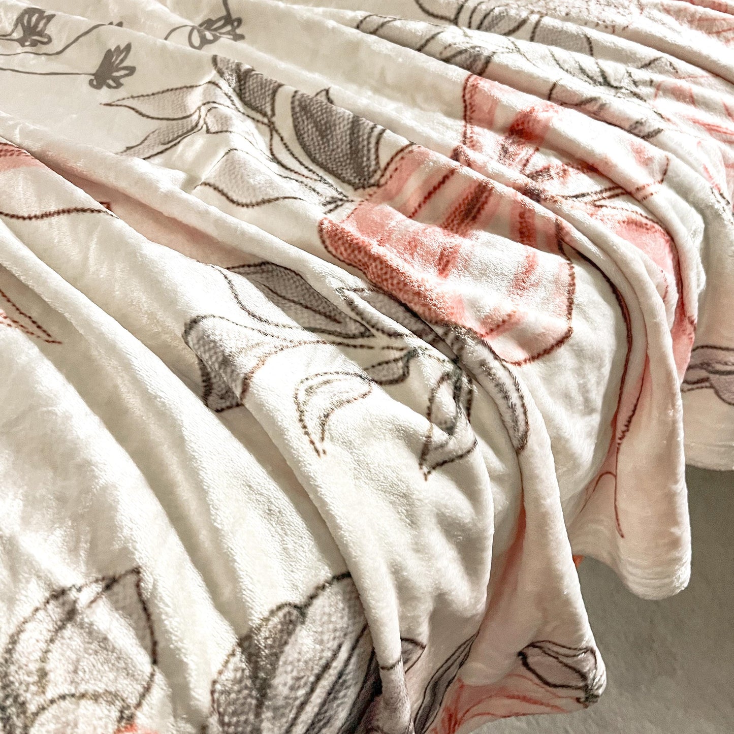 Coquette Pink Bow Blanket