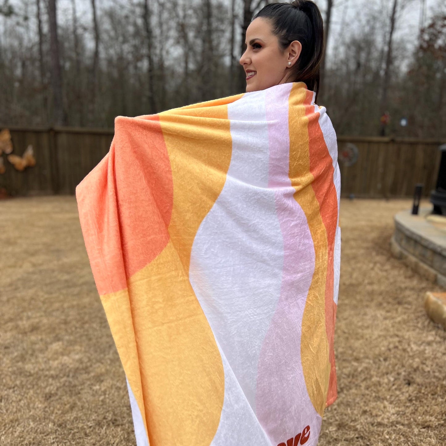 Retro Waves Blanket